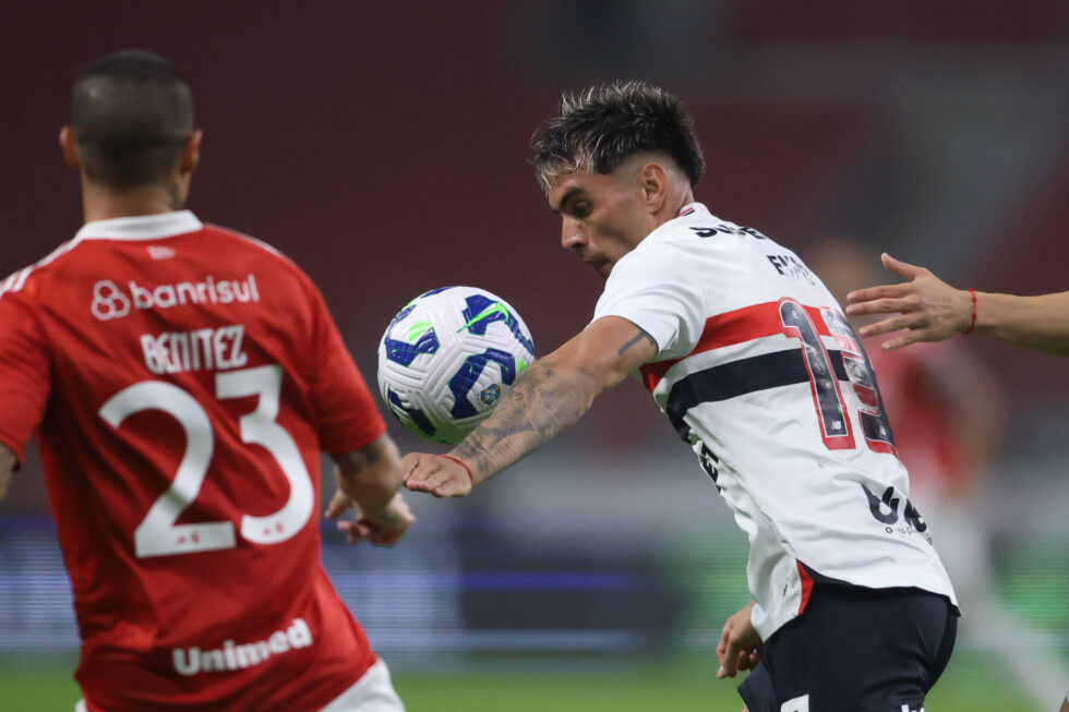 CAMPEONATO BRASILEIRO FUTEBOL- INTERNACIONAL-RS x SÃO PAULO-SP