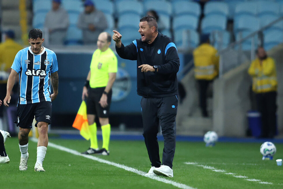 CAMPEONATO BRASILEIRO FUTEBOL- GRÊMIO-RS x BOTAFOGO-RJ