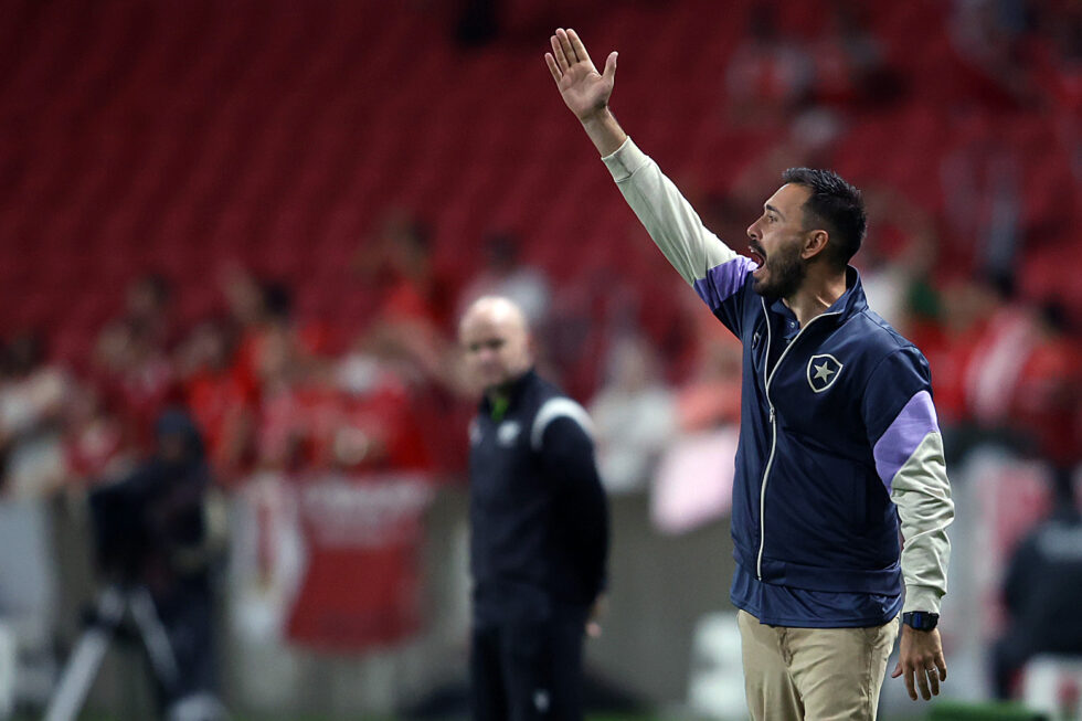 CAMPEONATO BRASILEIRO FUTEBOL- INTERNACIONAL-RS x BOTAFOGO-RJ