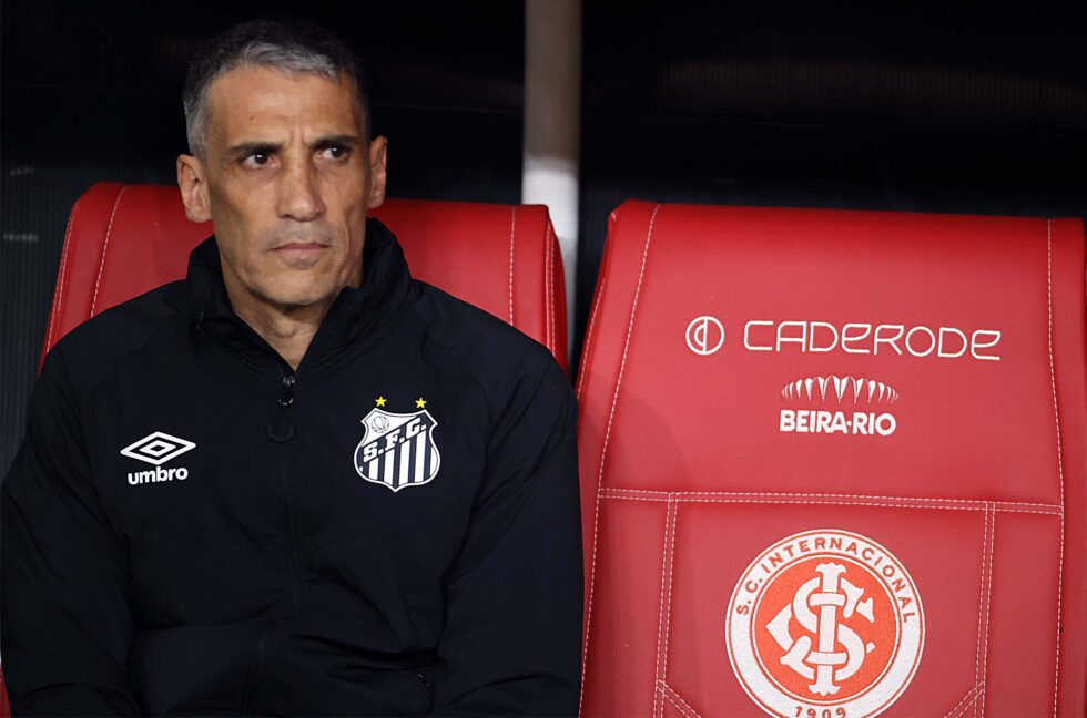 CAMPEONATO BRASILEIRO FUTEBOL- INTERNACIONAL-RS x SANTOS-SP