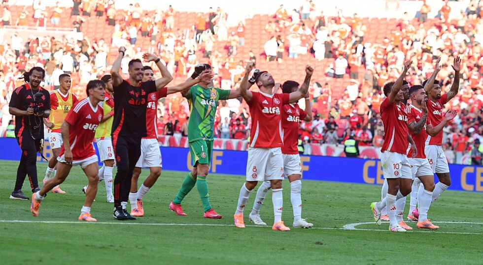 CAMPEONATO BRASILEIRO FUTEBOL- INTERNACIONAL-RS x RED BUL BRAGAN