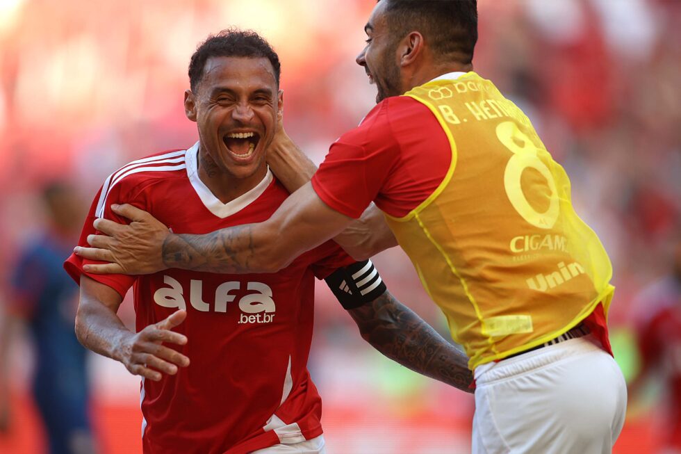 CAMPEONATO BRASILEIRO FUTEBOL- INTERNACIONAL-RS x RED BUL BRAGAN