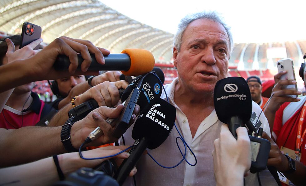 CAMPEONATO BRASILEIRO FUTEBOL- INTERNACIONAL-RS x RED BUL BRAGAN