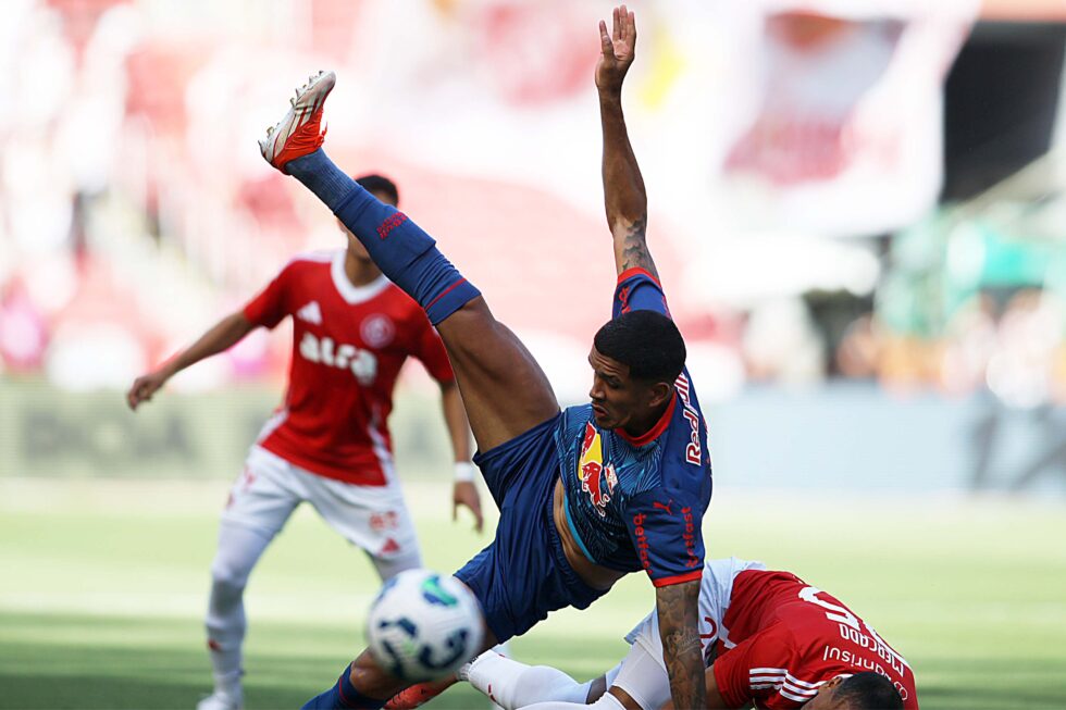 CAMPEONATO BRASILEIRO FUTEBOL- INTERNACIONAL-RS x RED BUL BRAGAN